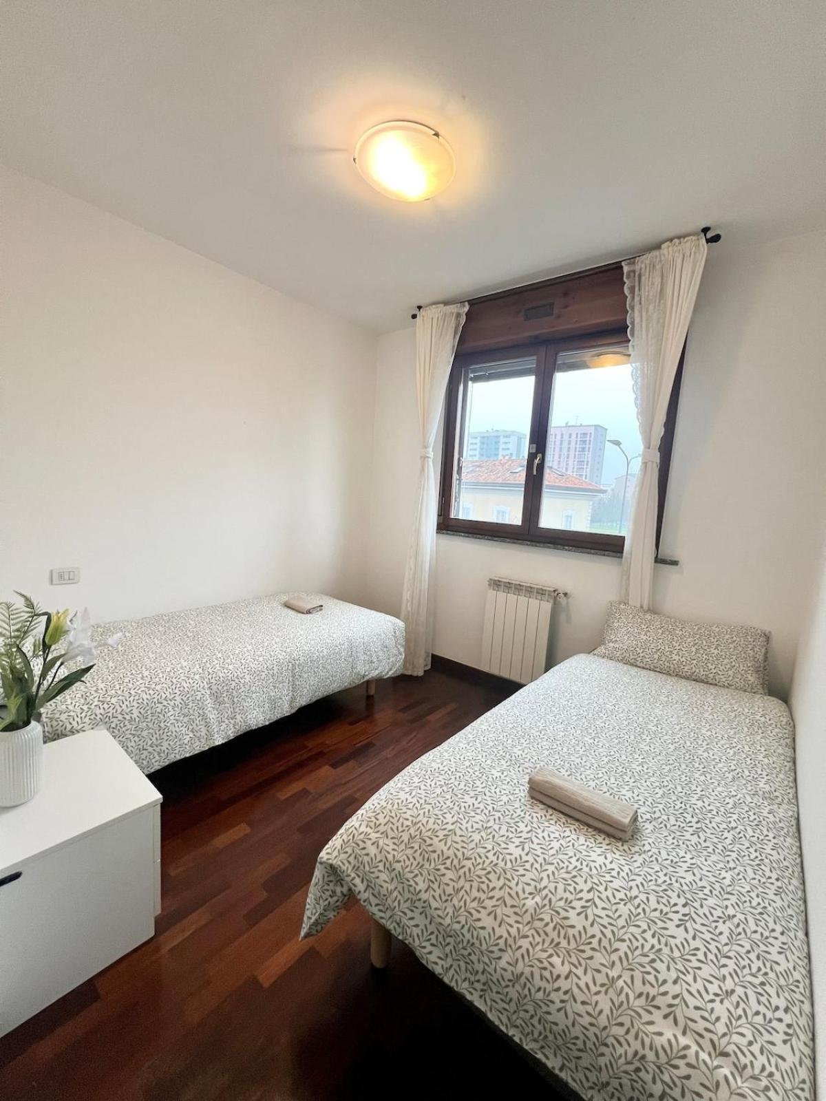 Casa Serena San Siro Free Garage &wi-fi Apartamento